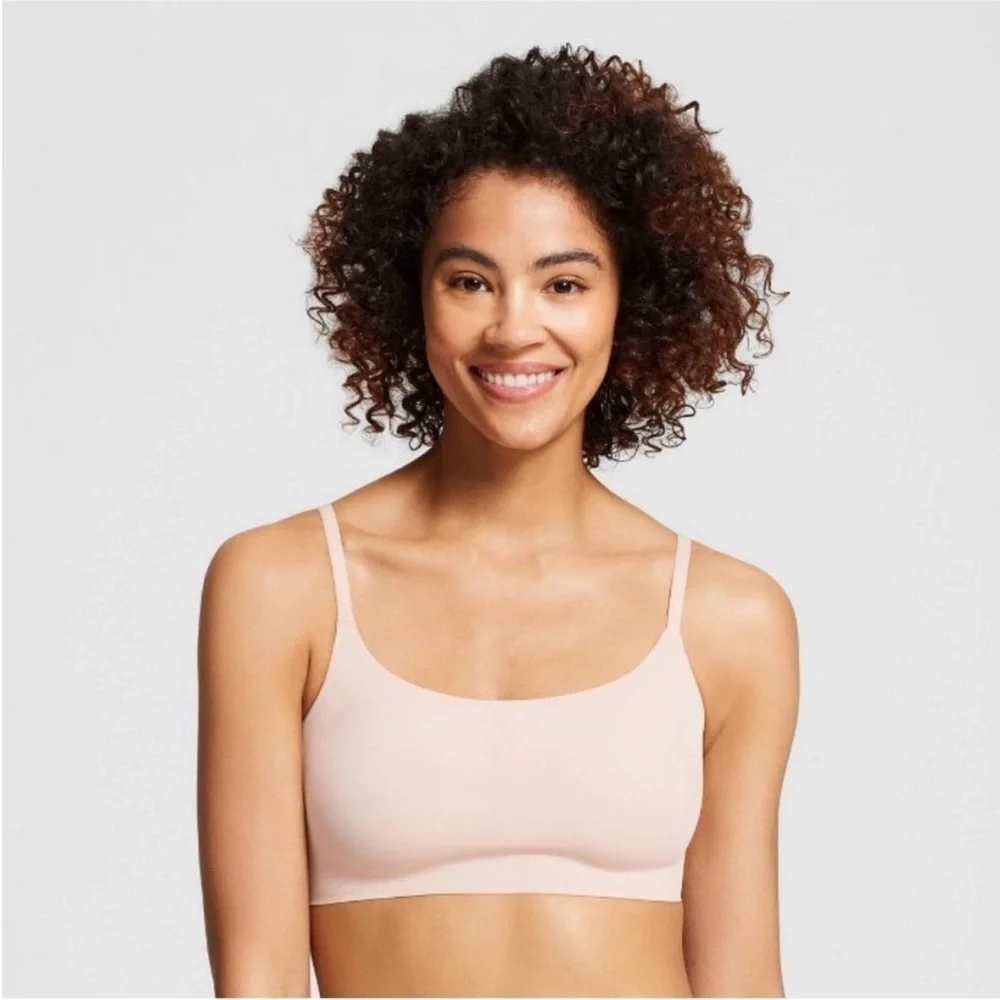 NWT True Everybody Scoop Neck Adjustable Straps Bra Pink